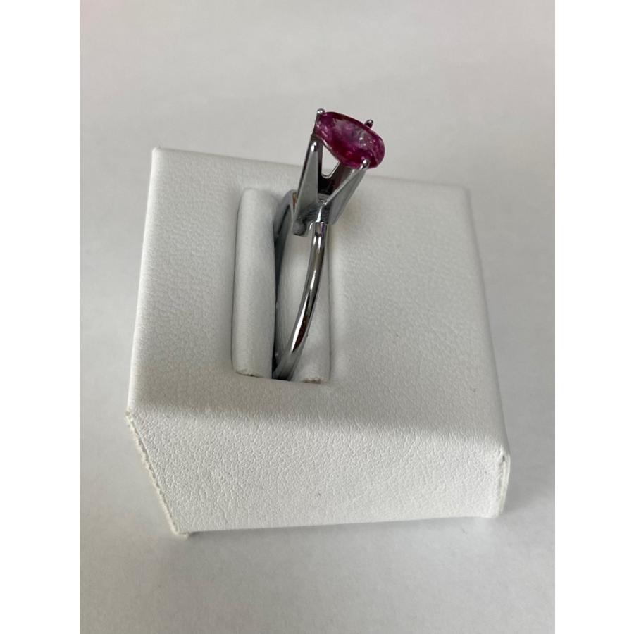 ミャンマー産 ピジョンブラッド ルビー 1.35ct