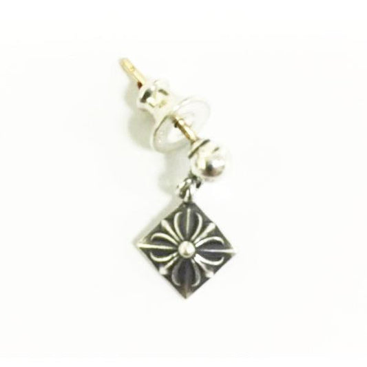 【片耳用・1個売り】● クロムハーツ Chrome Hearts　イヤリング　ピラミッド　クロス　1D　Earring Pyramid + 1D