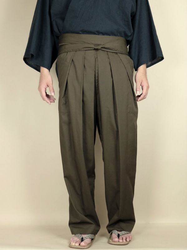 Hakama pants (brown)